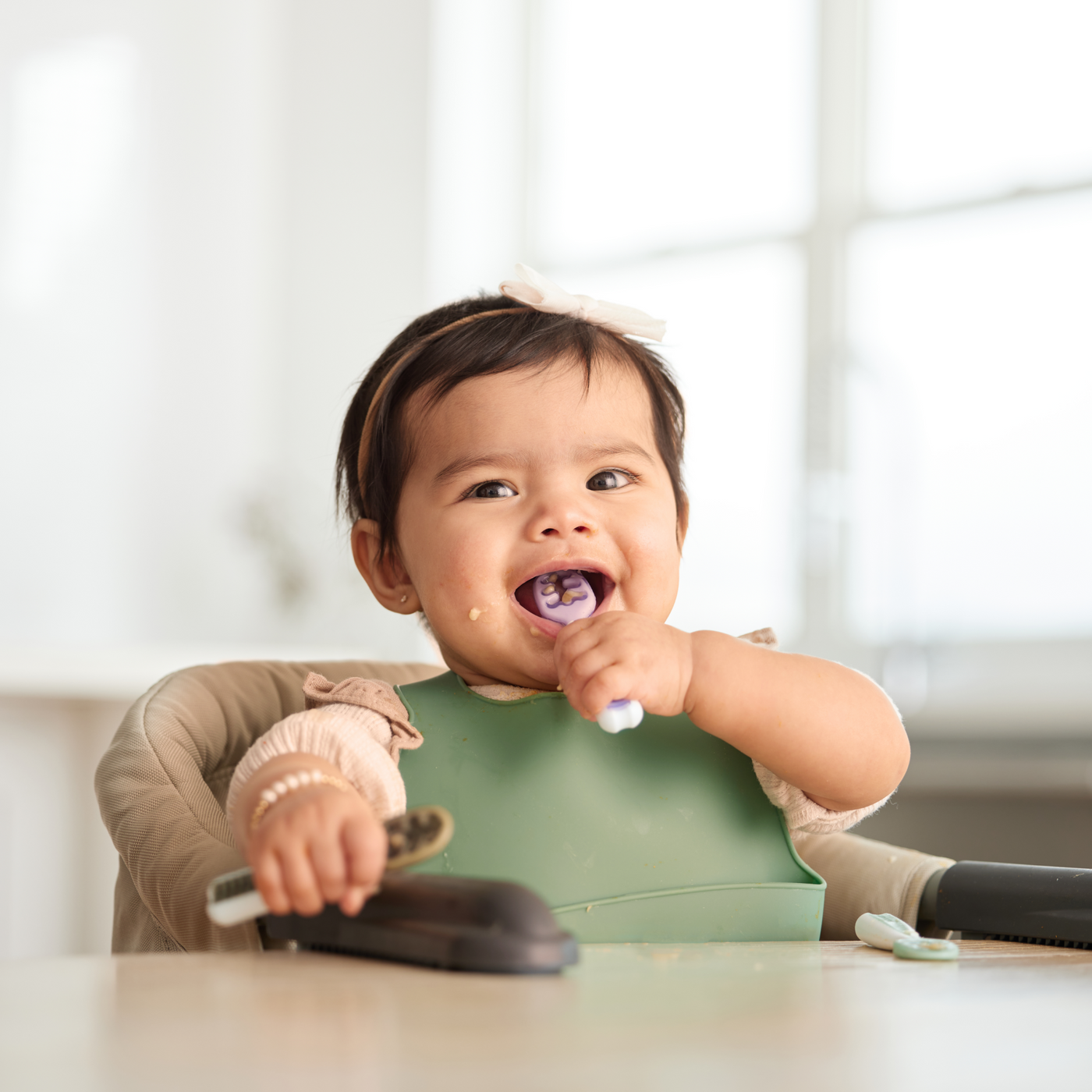 Baby Self Feeding Spoons And Beginner Bowls NumNum baby-self-feeding-spoons-and-beginner-bowls-numnum