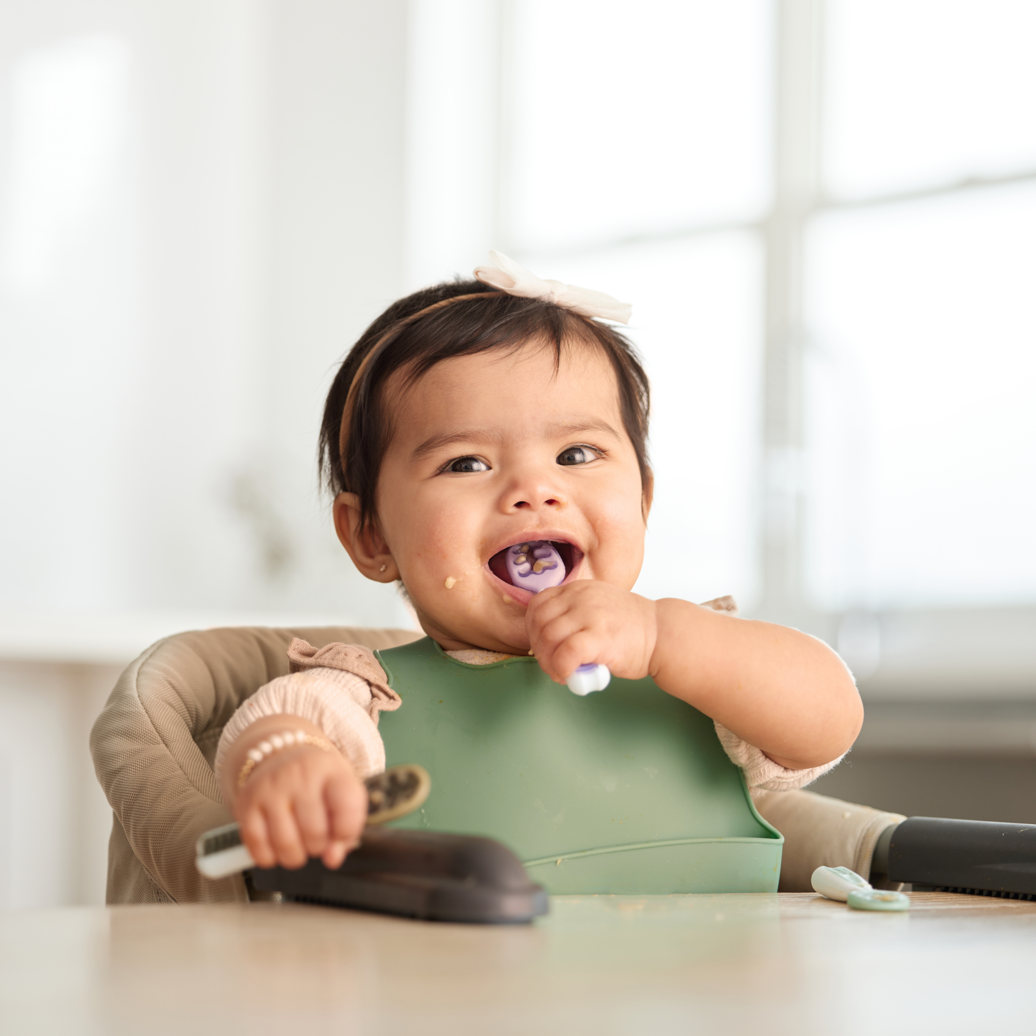 Baby Self Feeding Spoons and Beginner Bowls : NumNum®